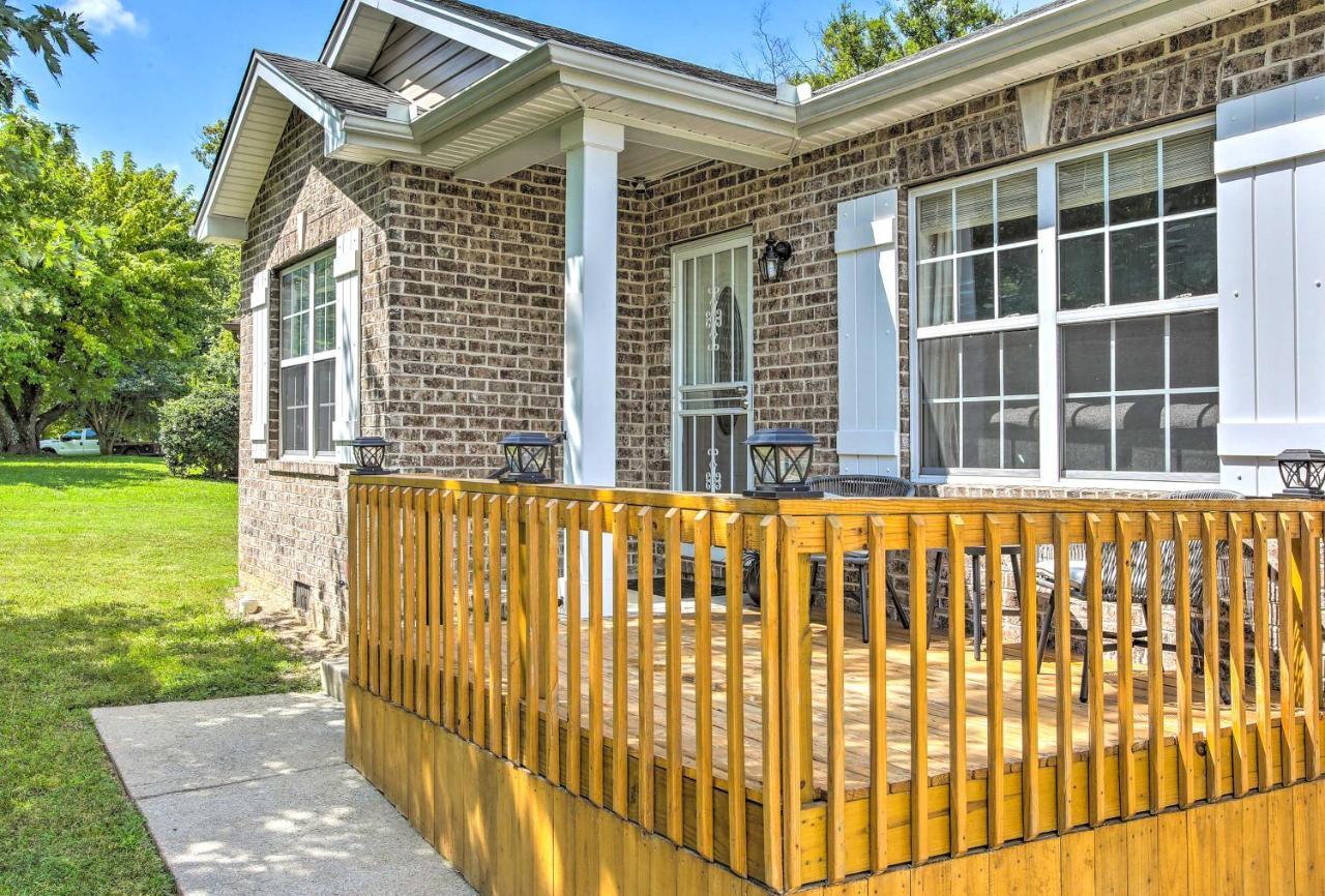 فيلا Charming Springfield Escape With Furnished Deck المظهر الخارجي الصورة